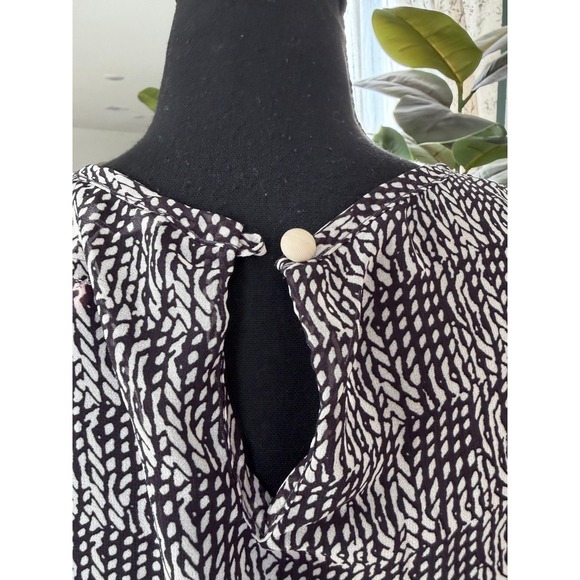 CAbi Sheer Sleeveless Blouse Womens XL Black White Abstract Artsy Minimalist - Picture 5 of 10